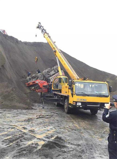 环江上犹道路救援